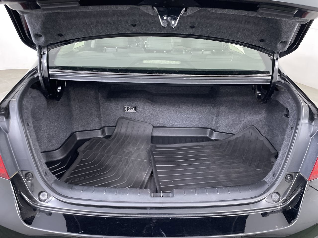 2017 Honda Accord Hybrid EX-L