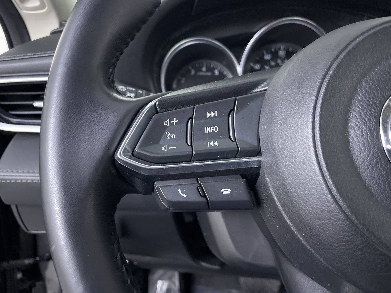 2018 Mazda Mazda6 Sport