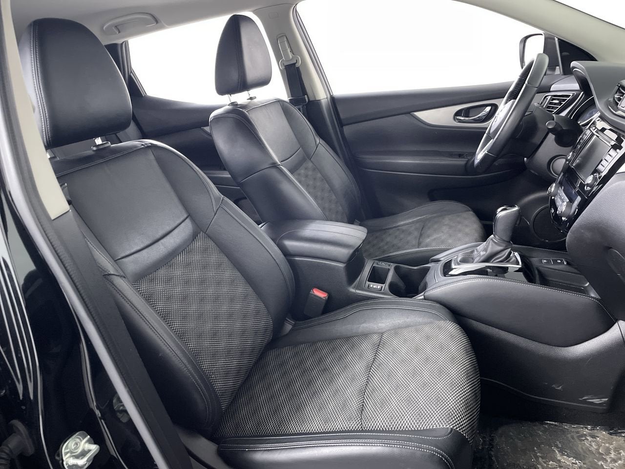 2020 Nissan Rogue Sport SV