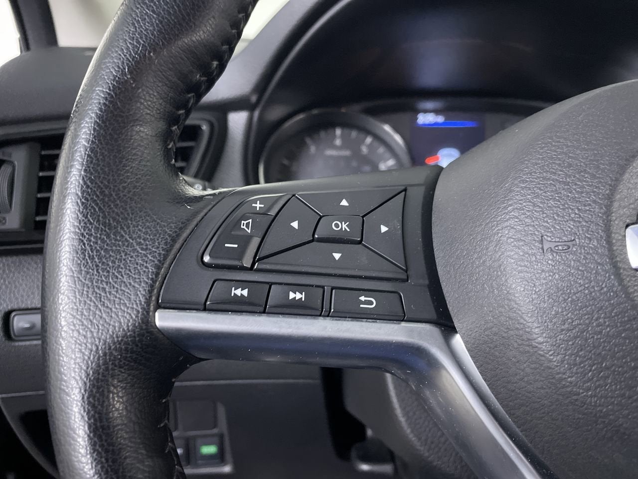 2020 Nissan Rogue Sport SV