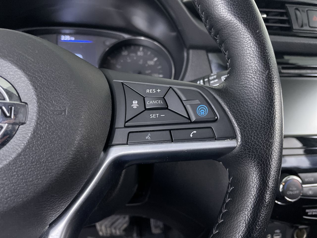 2020 Nissan Rogue Sport SV