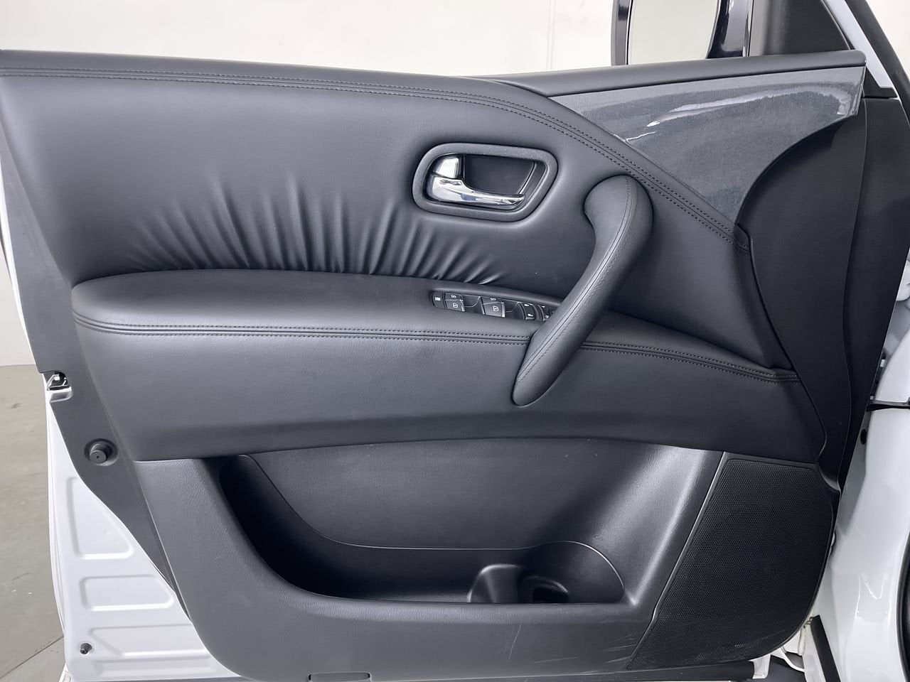 2023 Nissan Armada SV