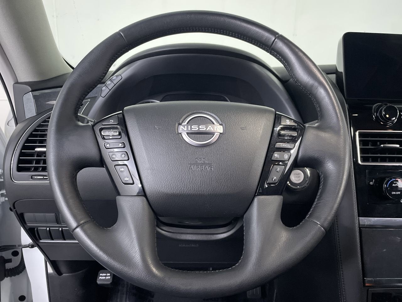 2023 Nissan Armada SV