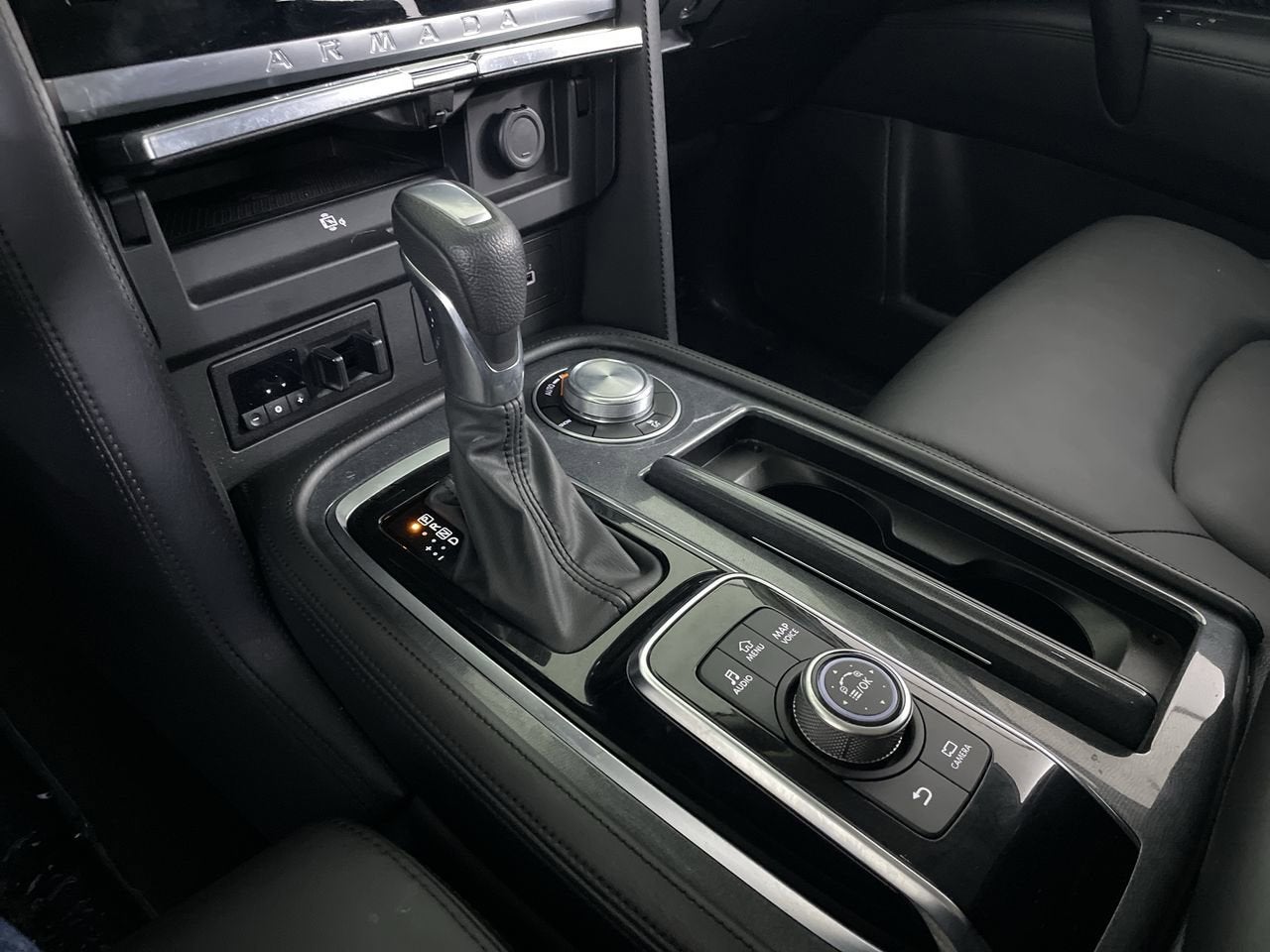 2023 Nissan Armada SV