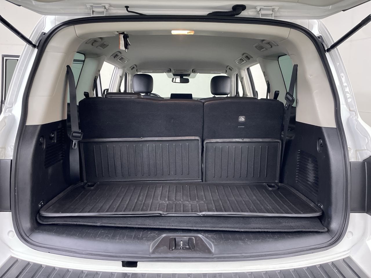 2023 Nissan Armada SV