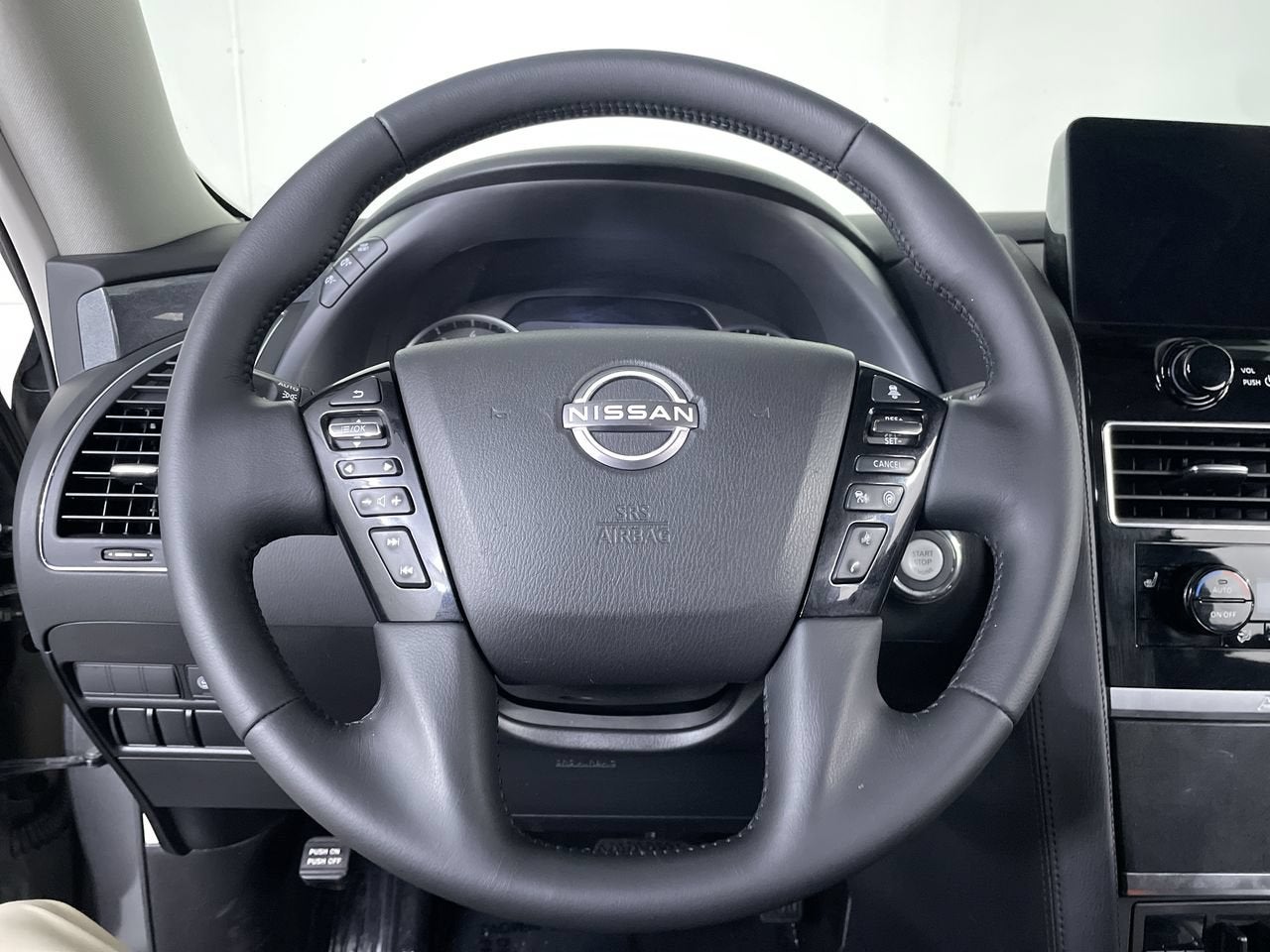 2023 Nissan Armada SV