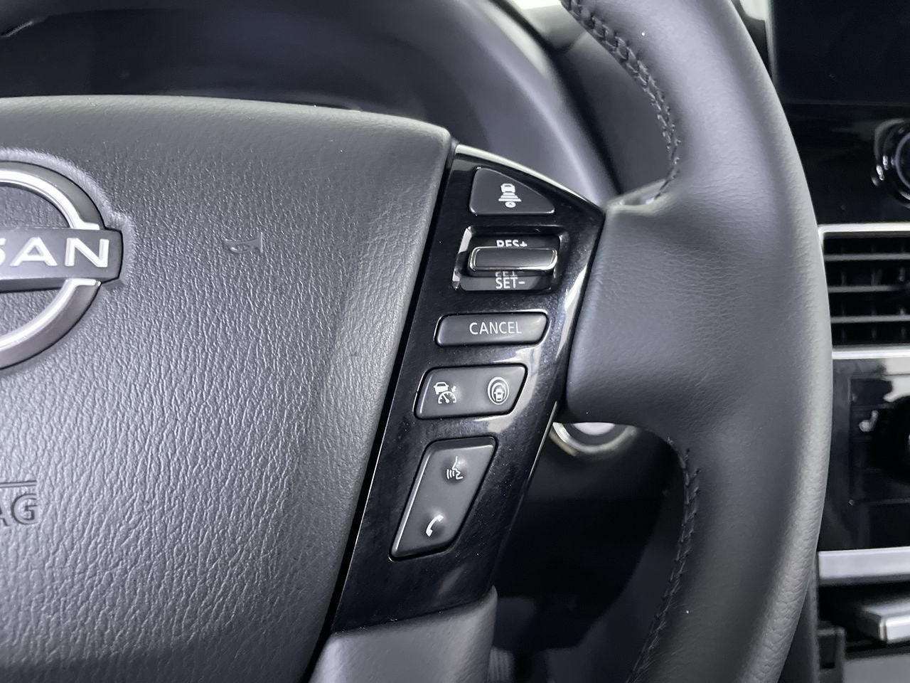 2023 Nissan Armada SV