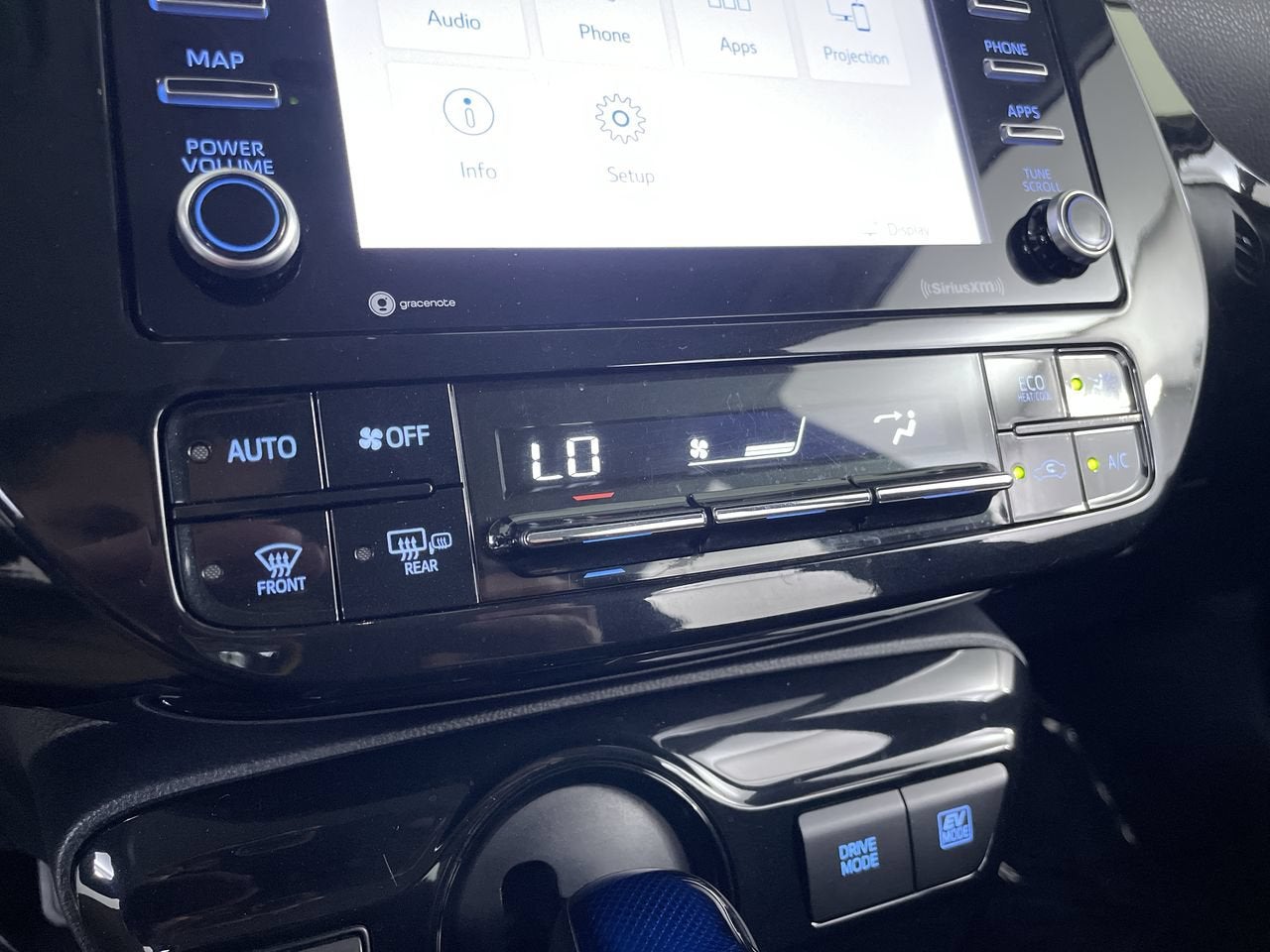 2022 Toyota Prius LE