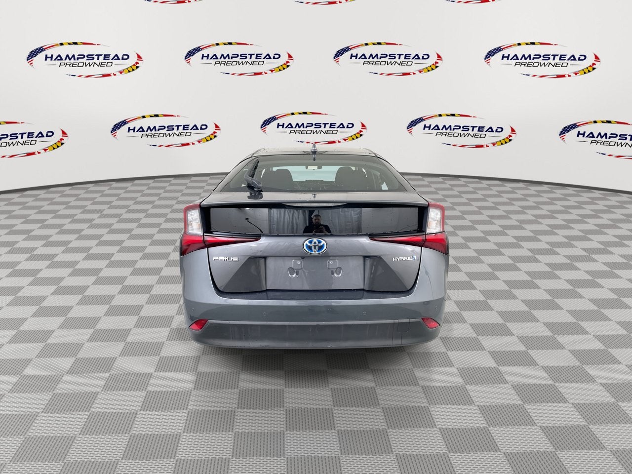 2022 Toyota Prius LE