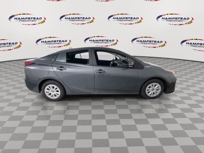 2022 Toyota Prius LE
