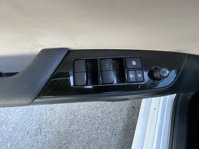 2021 Toyota Prius LE