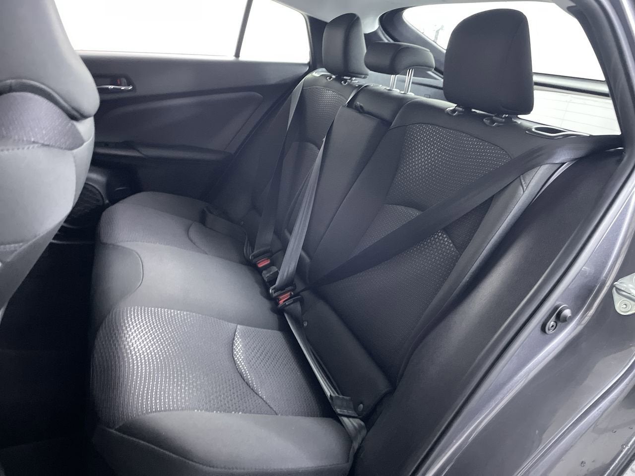 2020 Toyota Prius LE