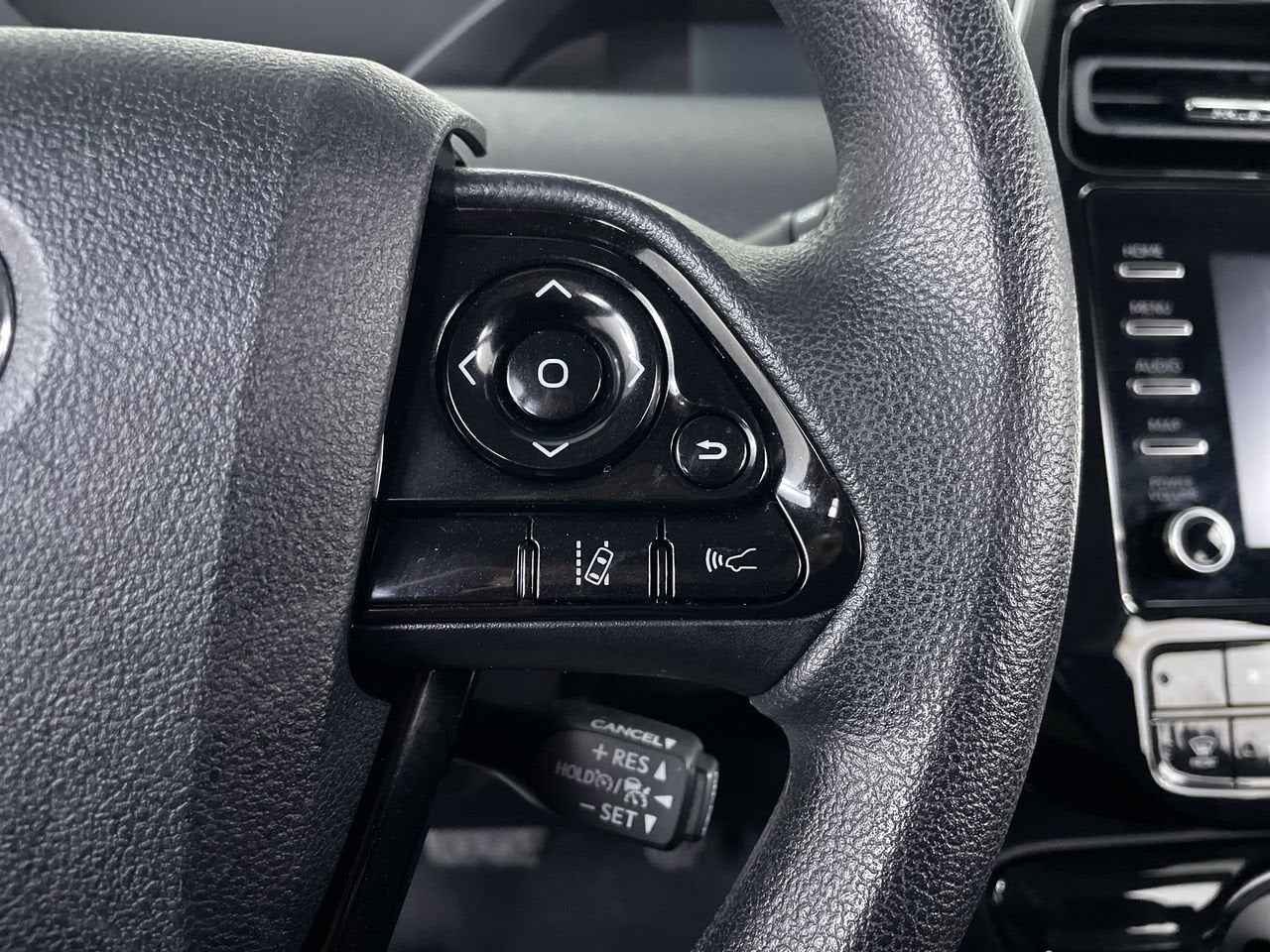 2020 Toyota Prius LE