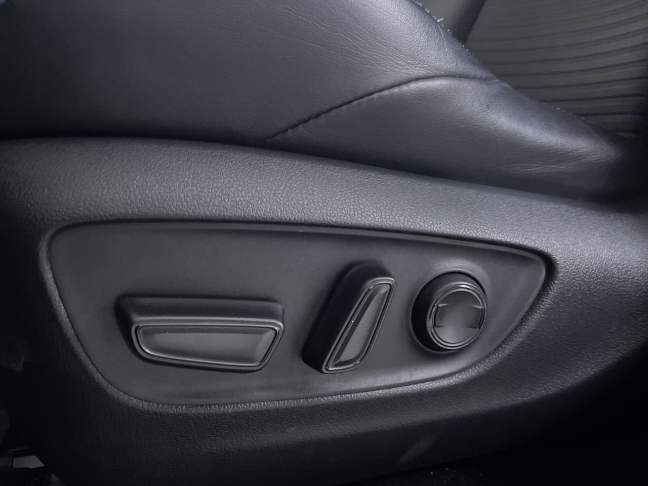 2019 Toyota RAV4 Hybrid Hybrid XSE