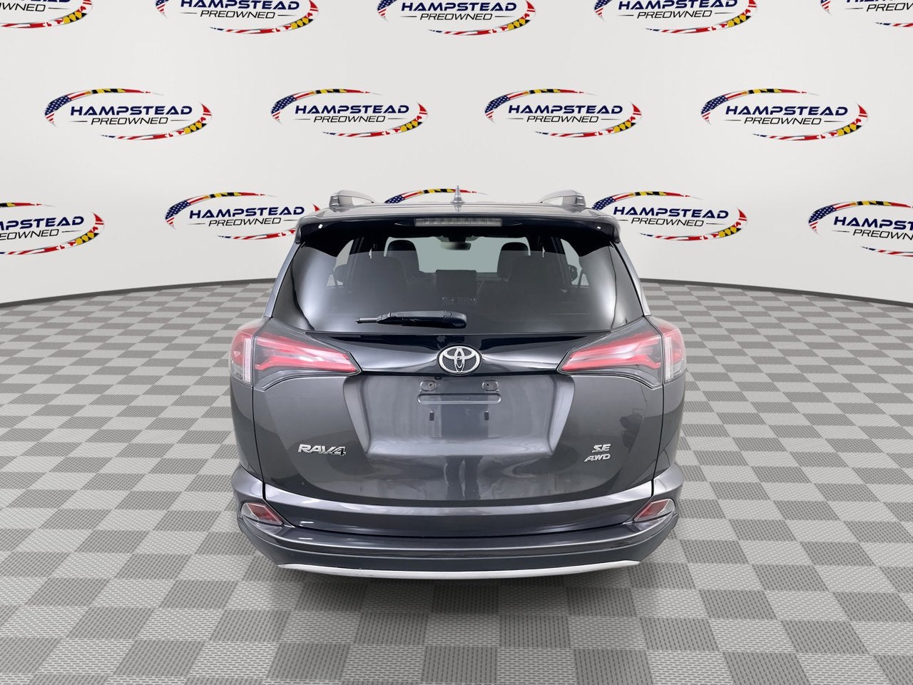 2017 Toyota RAV4 SE