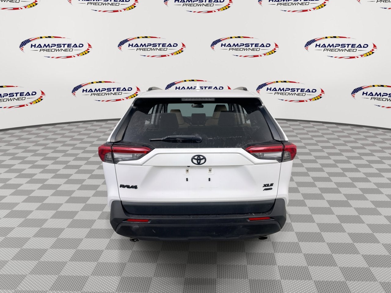 2020 Toyota RAV4 XLE