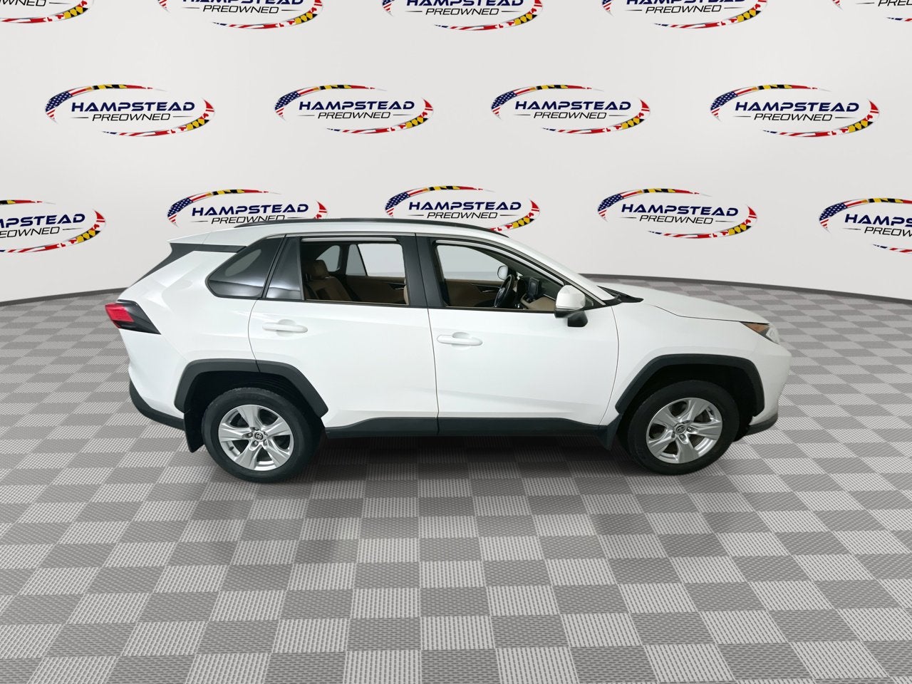 2020 Toyota RAV4 XLE