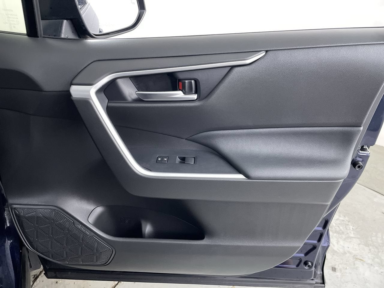 2020 Toyota RAV4 Hybrid Hybrid XLE