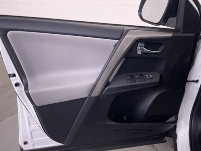 2018 Toyota RAV4 Hybrid Hybrid XLE