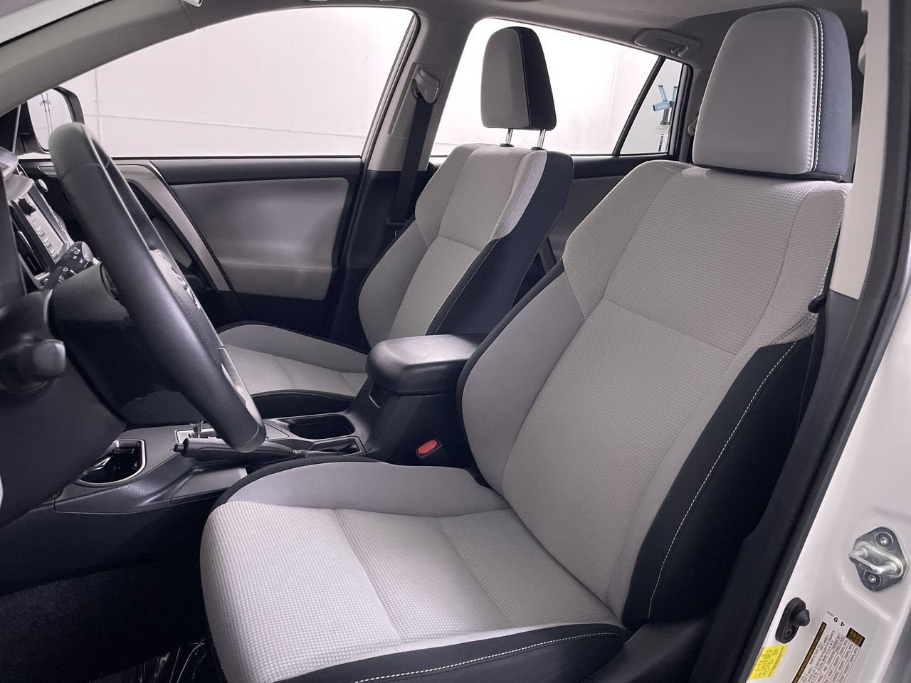 2018 Toyota RAV4 Hybrid Hybrid XLE