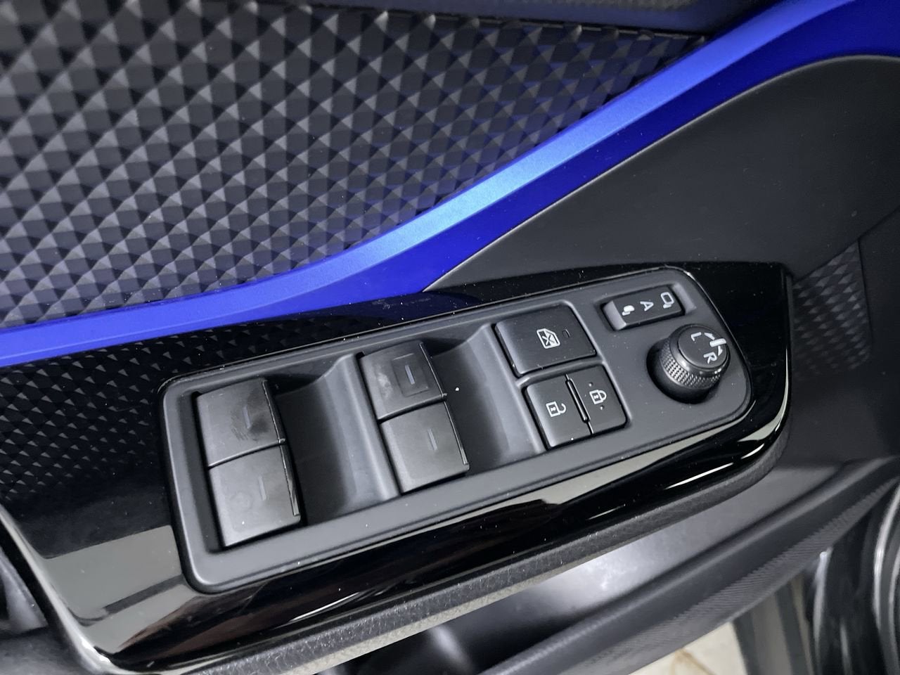 2020 Toyota C-HR XLE