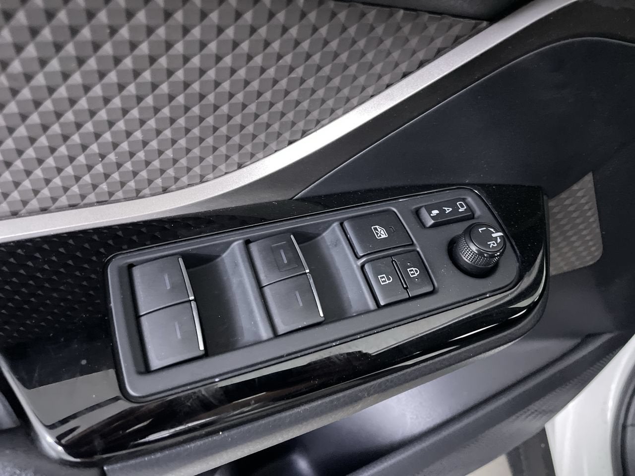 2020 Toyota C-HR Limited