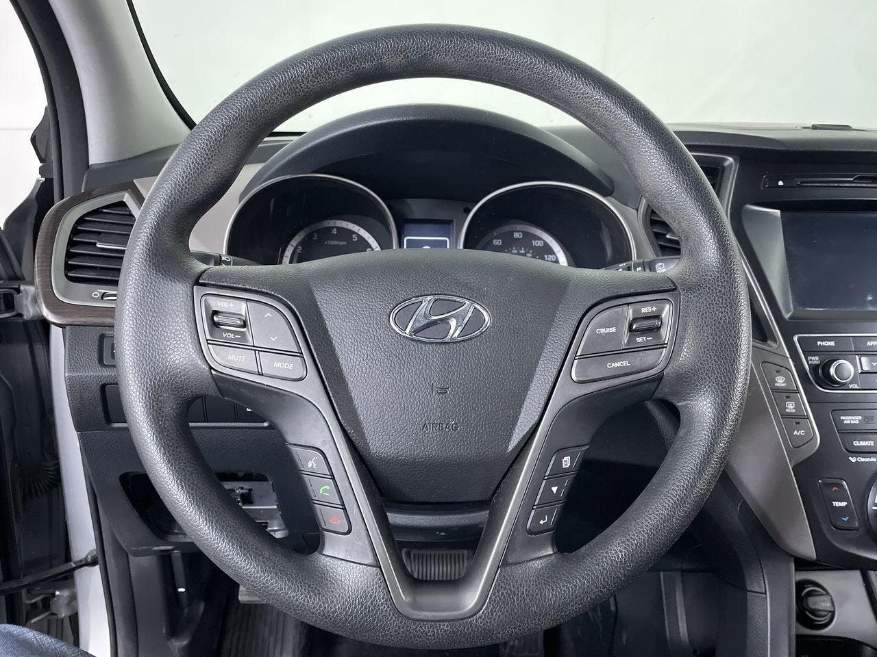 2018 Hyundai Santa Fe SE