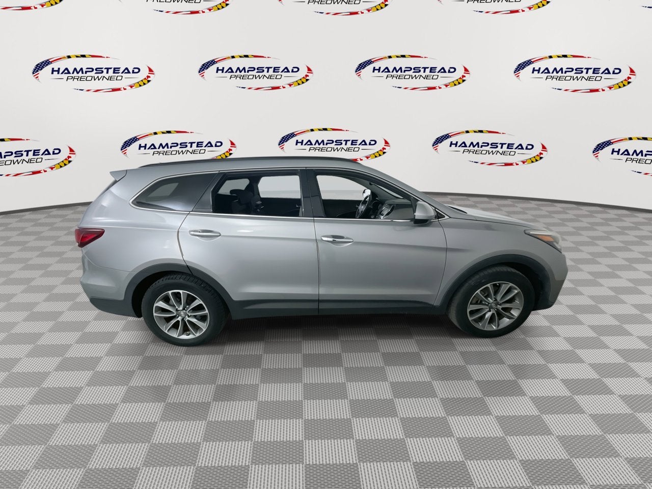 2018 Hyundai Santa Fe SE