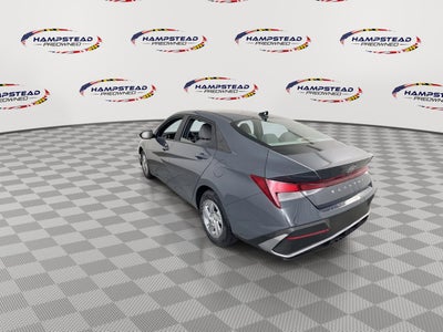 2024 Hyundai Elantra SE