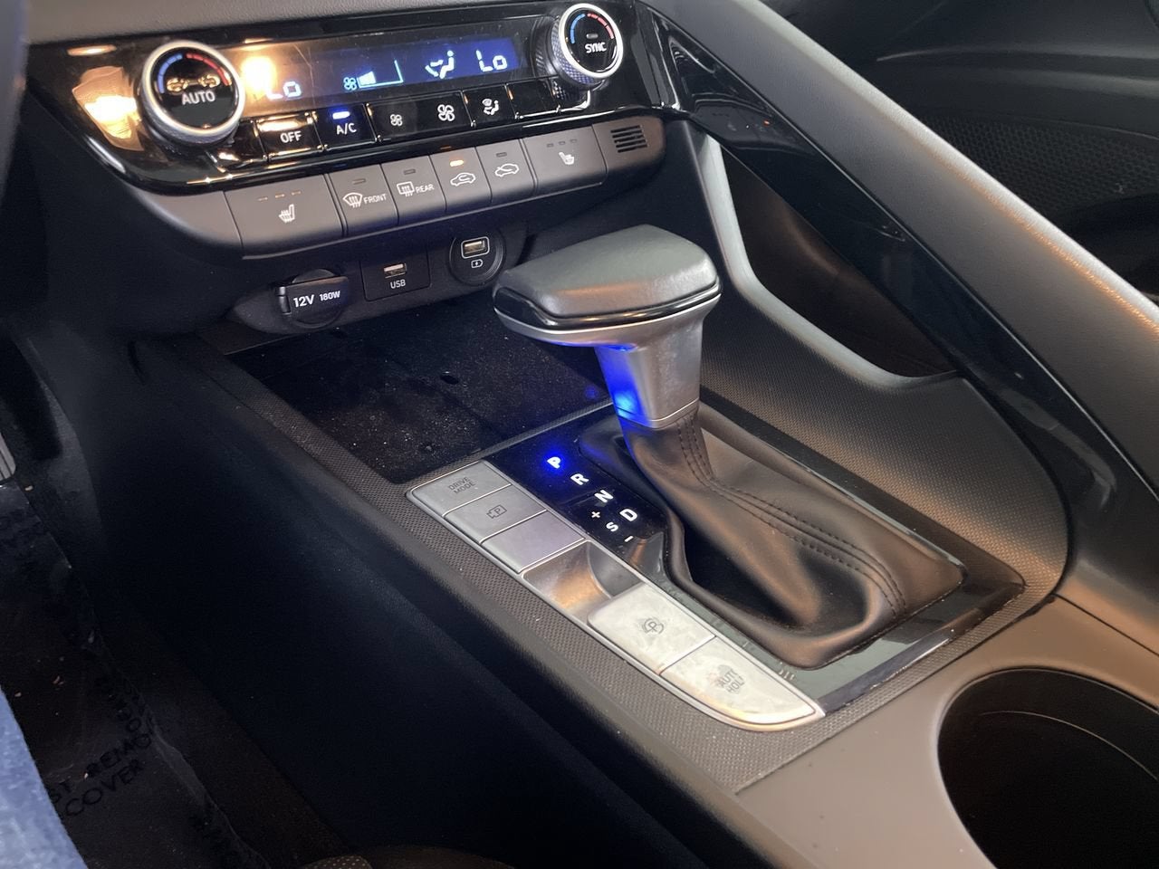 2022 Hyundai Elantra Limited