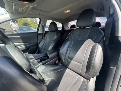 2022 Hyundai Elantra Limited
