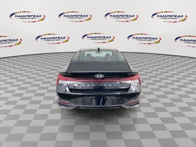 2022 Hyundai Elantra Limited