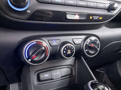 2022 Hyundai Venue SE