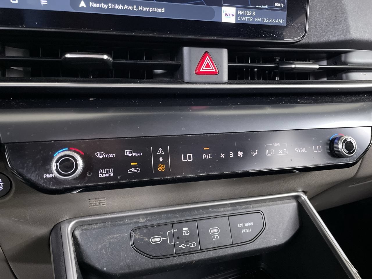 2025 Kia Carnival LXS