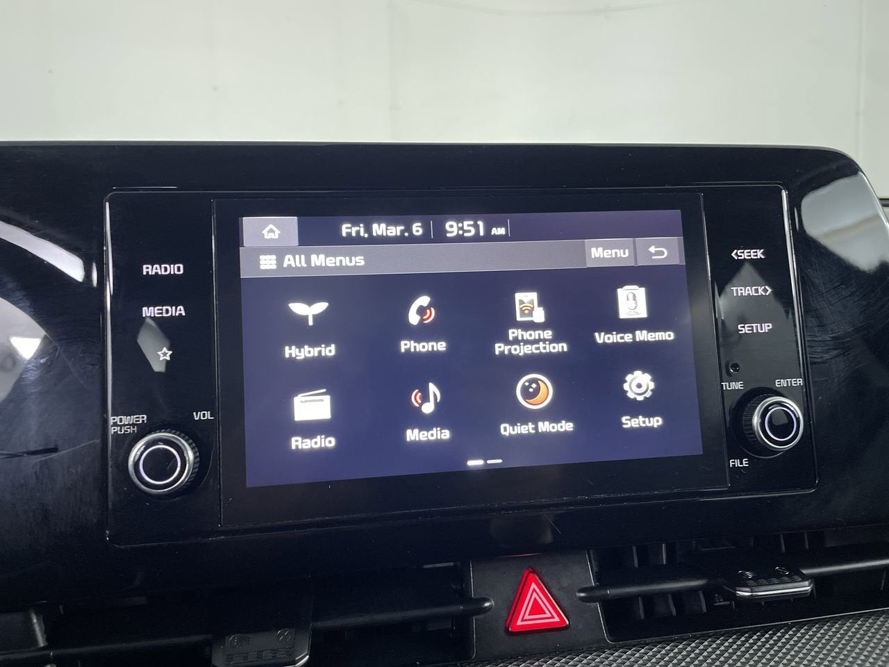 2023 Kia Sportage Hybrid LX