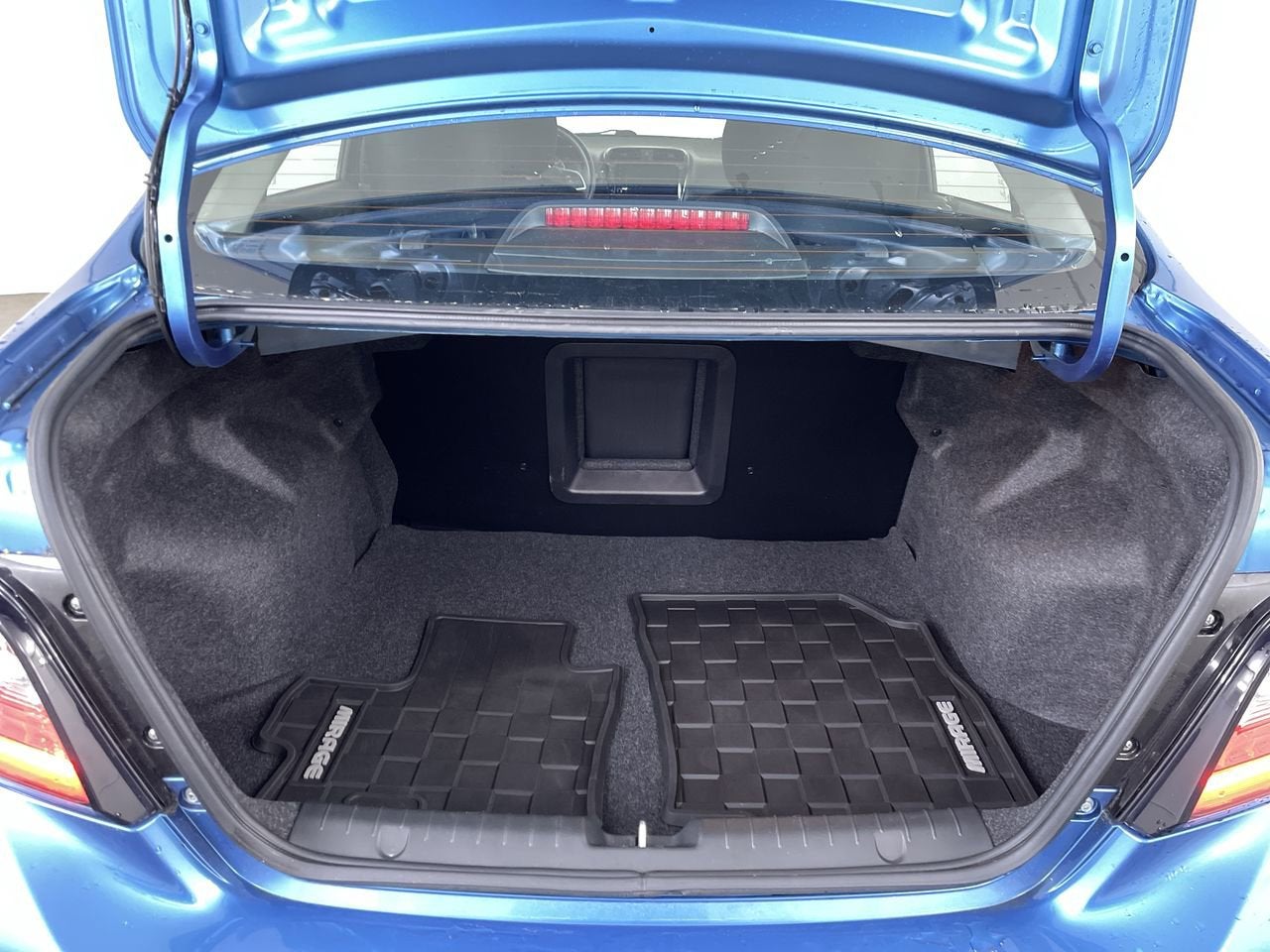 2024 Mitsubishi Mirage G4 LE