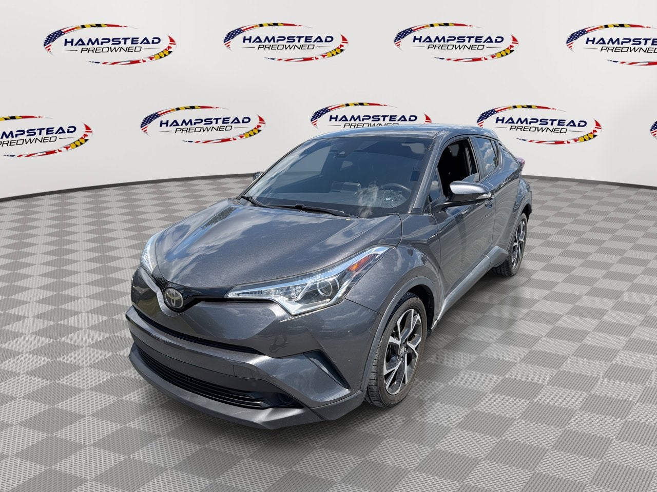 2019 Toyota C-HR XLE's photo