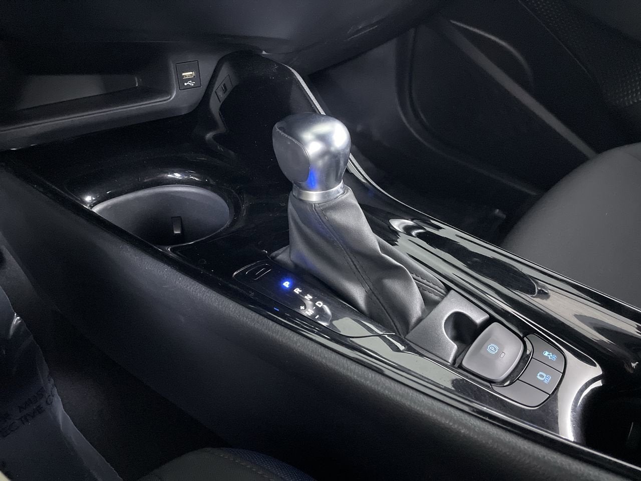 2021 Toyota C-HR XLE