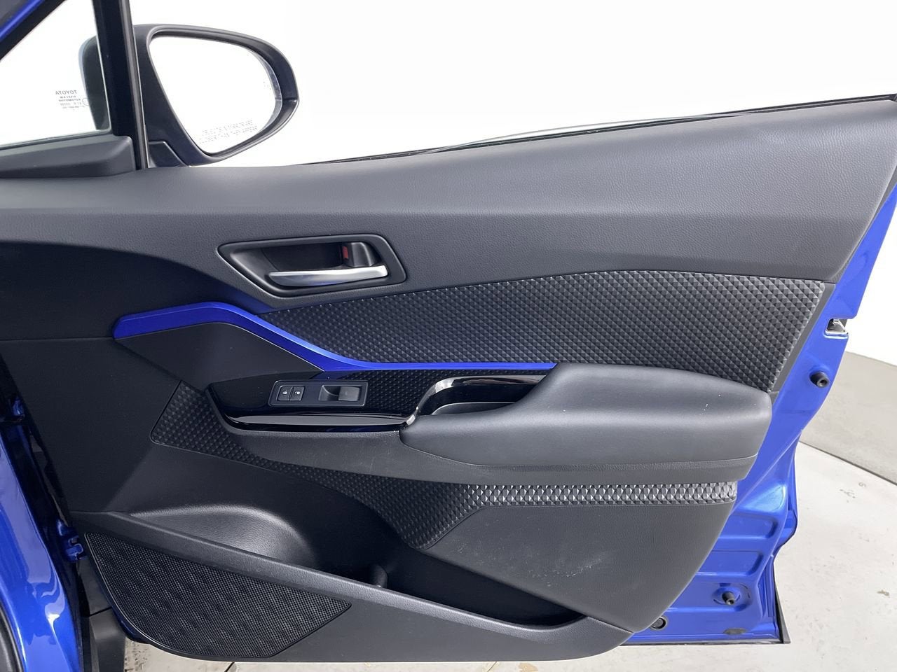 2021 Toyota C-HR XLE