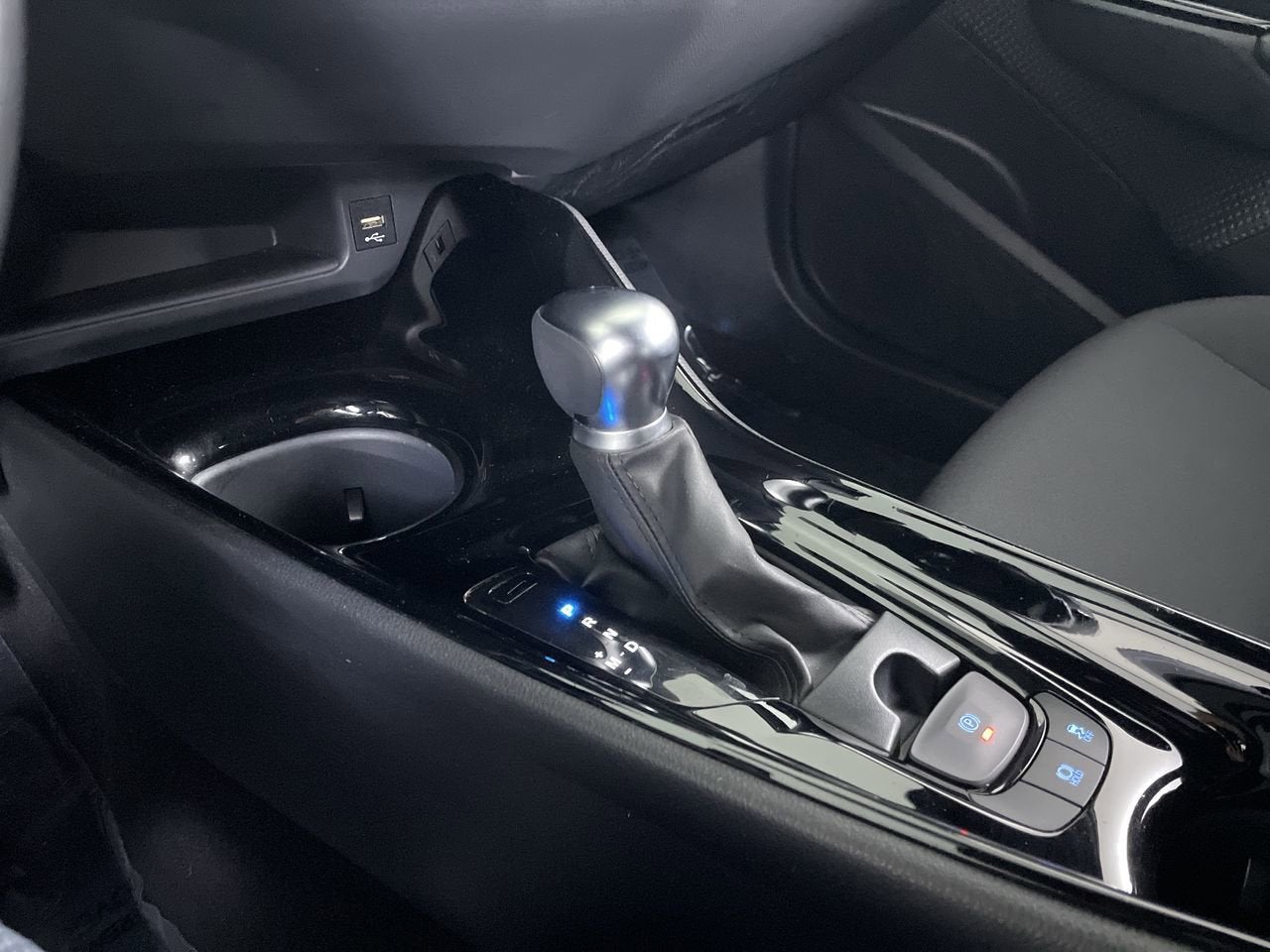 2021 Toyota C-HR XLE