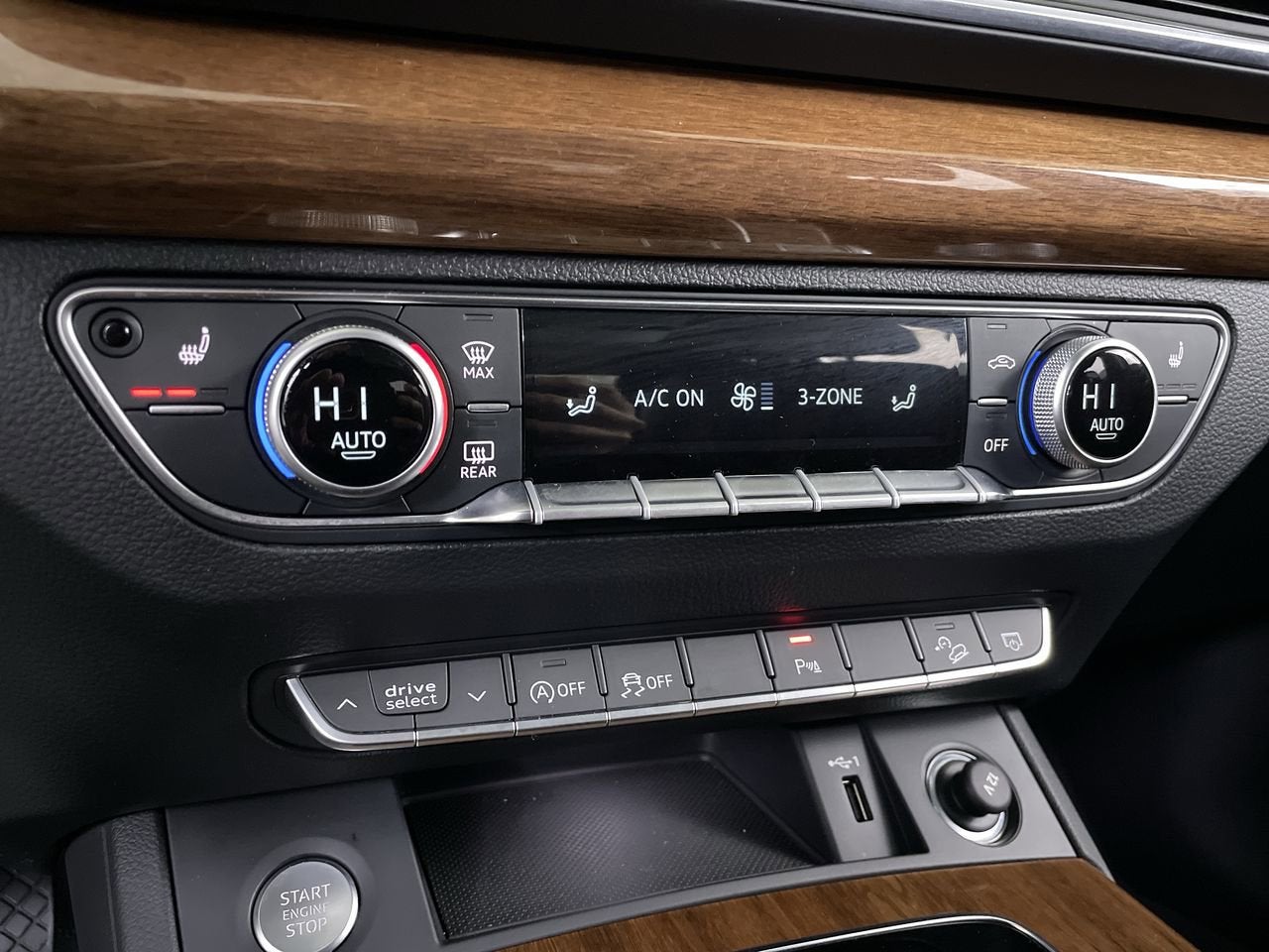 2025 Audi Q5 Premium