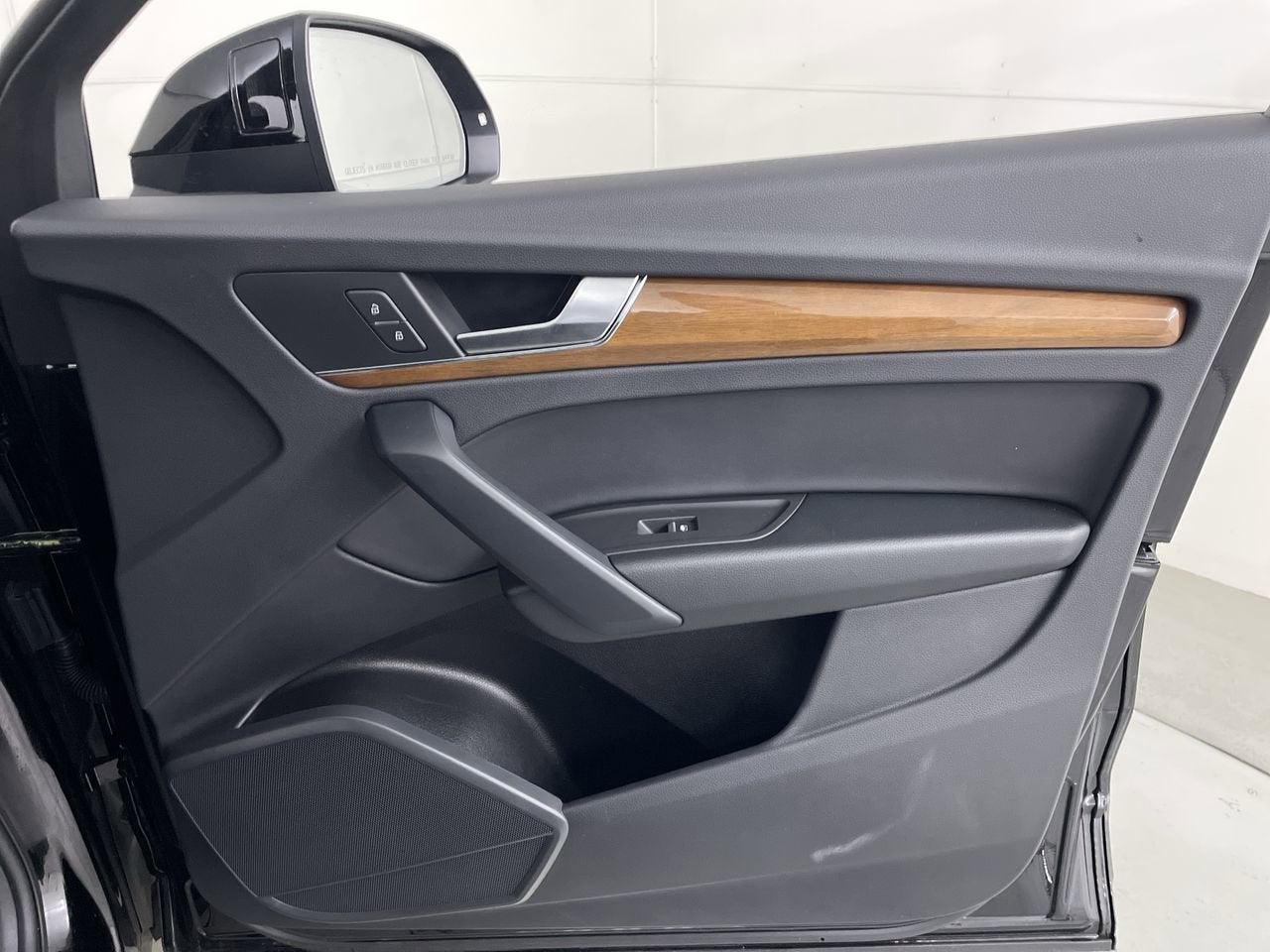 2025 Audi Q5 Premium