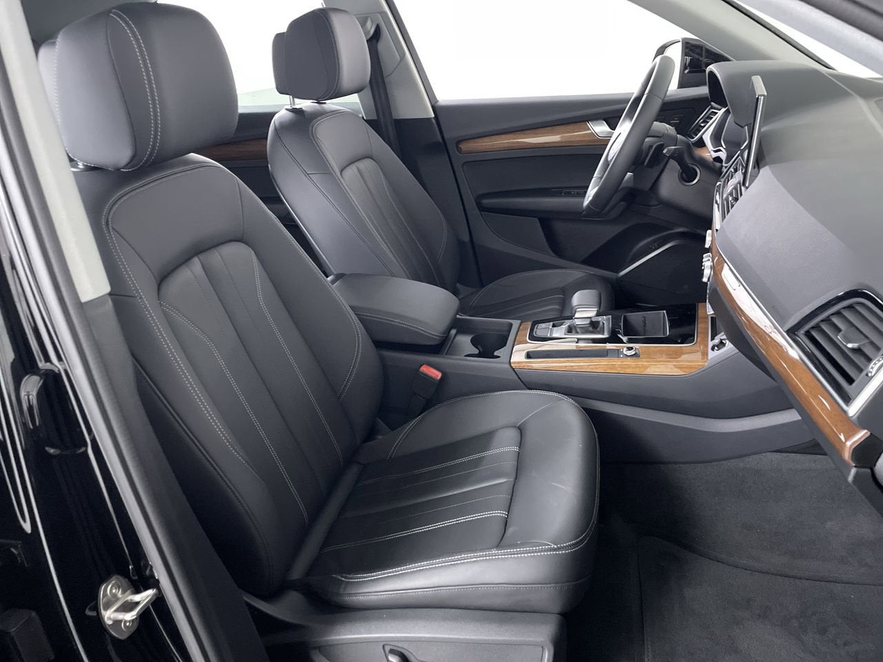 2025 Audi Q5 Premium