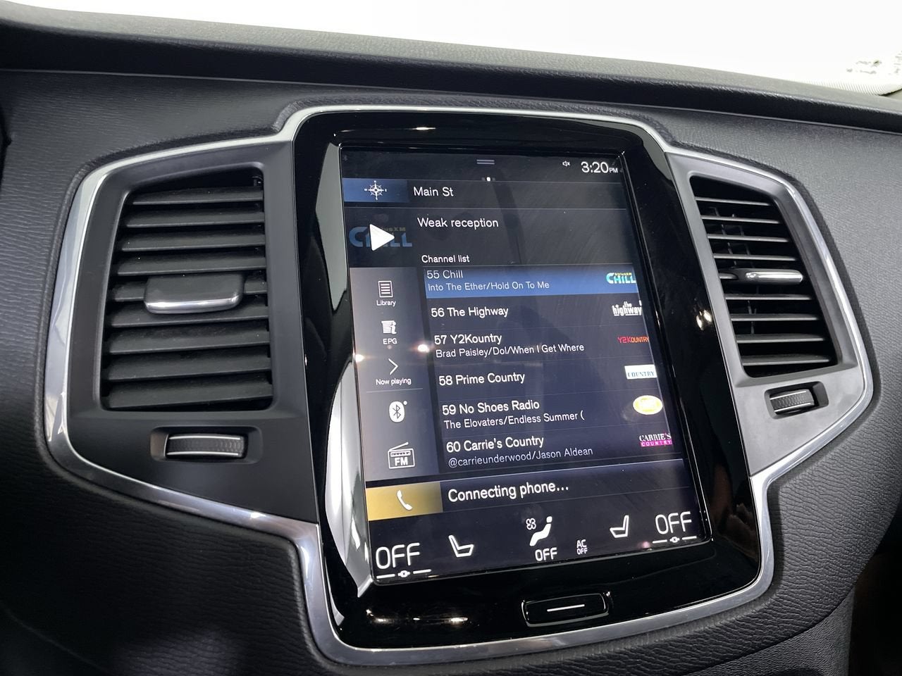 2020 Volvo XC90 Momentum