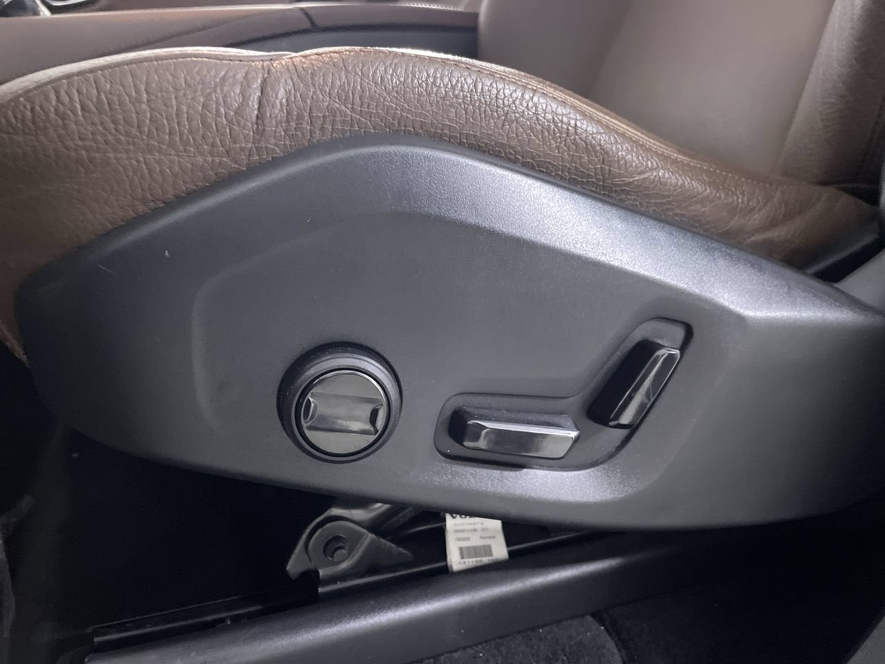 2020 Volvo XC90 Momentum