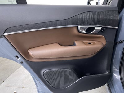 2020 Volvo XC90 Momentum