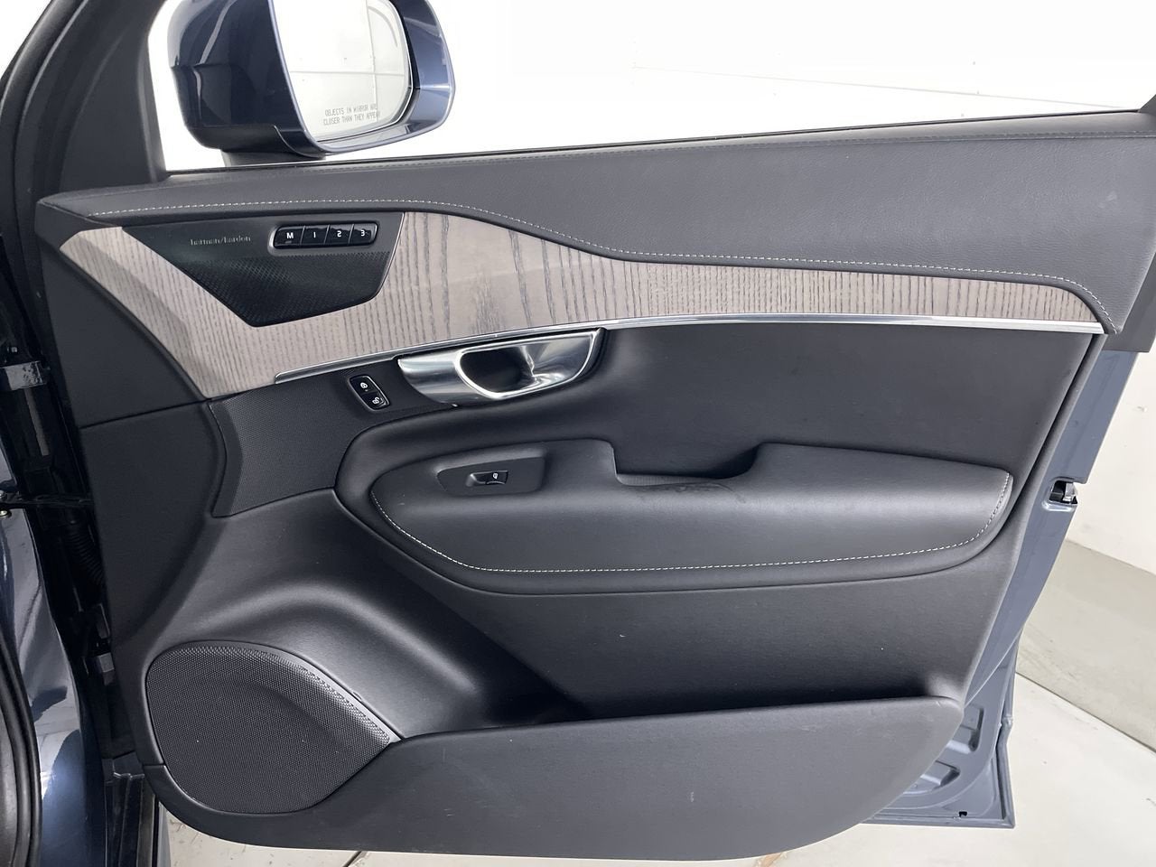 2021 Volvo XC90 Inscription