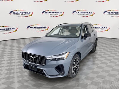 2023 Volvo XC60 Plus Dark Theme